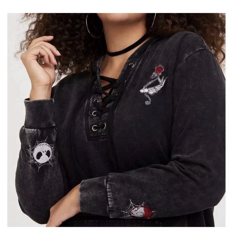 Disney Nightmare Before Christmas Embroidered Jack Rose Lace Up Black Hoodie 2XL
